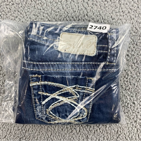 Silver Jeans Women's Lola 17" Straight Fit Thick Stitch Stretch Jean  | Size: 24 - Picture 14 of 14